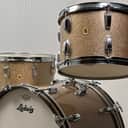 Ludwig 22/13/16" VIDEO Late 60's Super Classic Drum Set - Champagne Sparkle