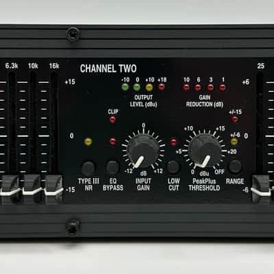 DBX 2215 Dual 15-Band Graphic Equalizer / Limiter image 8