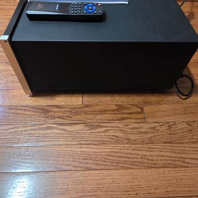McIntosh 135 AV control center 2004 image 3