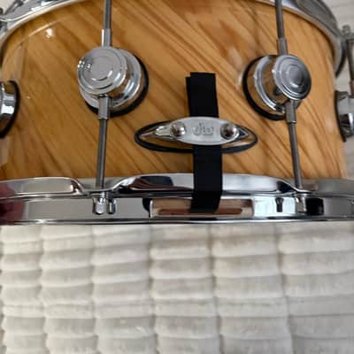 DW Collectors Series LACQUER SPECIALTY 6.5"x14 maple Snare drum - Exotic Lacquer image 8