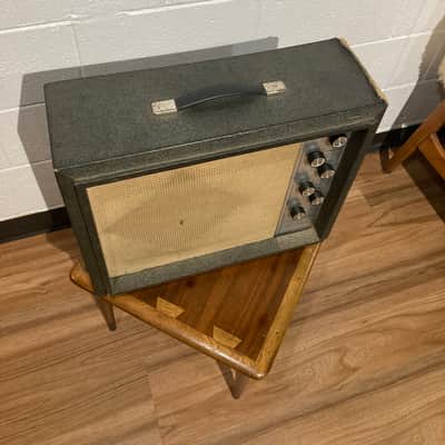 Silvertone Model 1482 5-Watt 1x12 Guitar Combo 1960s - Black image 5