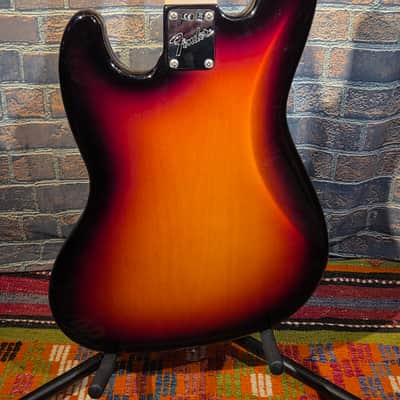Fender 2019 American Performer Jazz Bass Rosewood Fretboard 3-Tone Sunburst W/Hard Case image 15