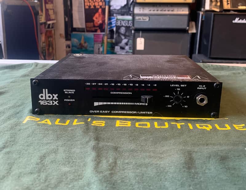 dbx 163X Over Easy Compressor / Limiter | Reverb Canada dbx 163X Over Easy Compressor / Limiter | Reverb Canada