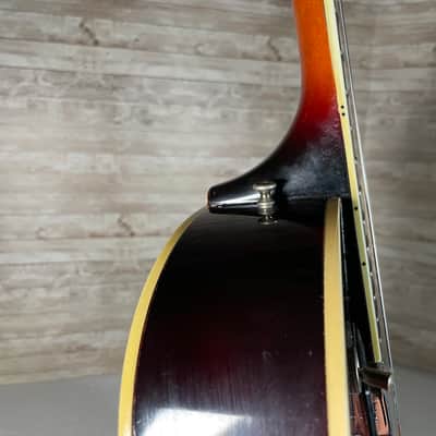 Guild CE-100D Hollowbody 1968 - Includes Vintage Gretsch Case image 8