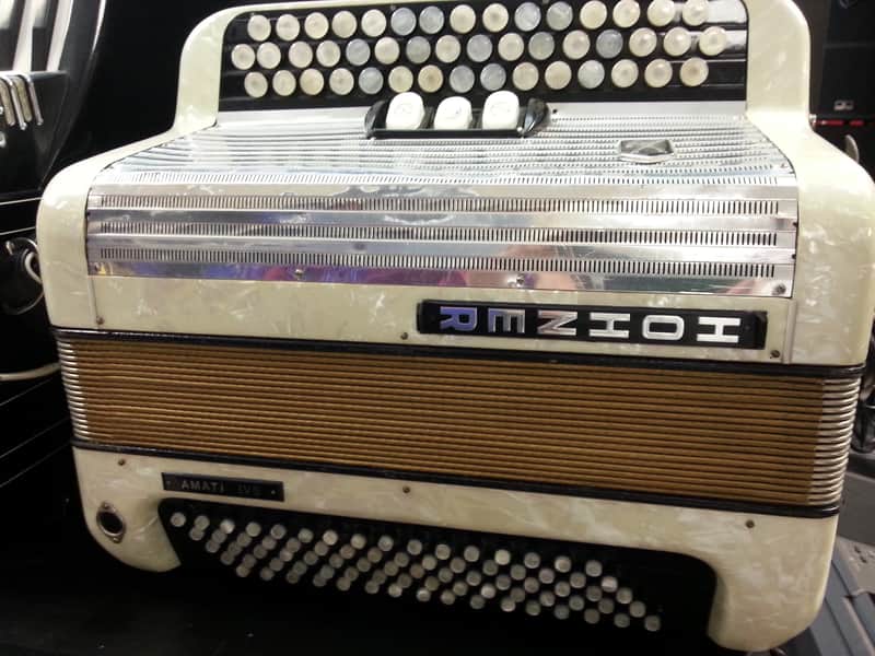HOHNER AMATI4 - Accordéon 80 basses-2 registres image 1