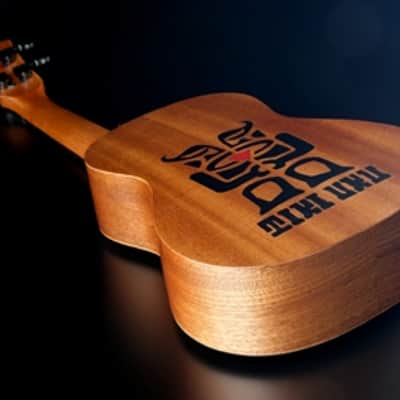 Lag LGTKU10C2 Tiki Konzert Ukulele image 3