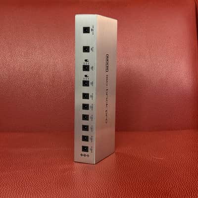 Immagine MXR M242 Iso-Brick Pro Power Supply 2024 - Present - Silver - 3