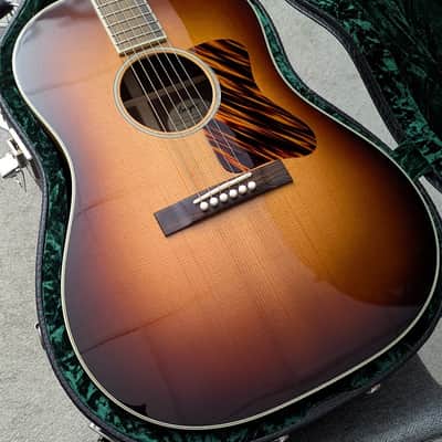 Bourgeois Luke Bryan-T/S Signature, w/case, setup review, shirt & shipping image 1