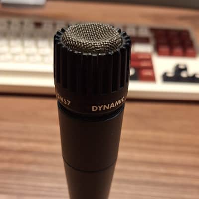 Shure SM57 Cardioid Dynamic Microphone 1984 - Present - Black image 3