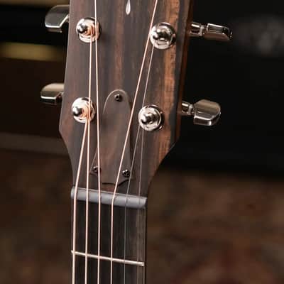 Taylor 512ce Grand Concert Acoustic/Electric Guitar with Hardshell Case image 7