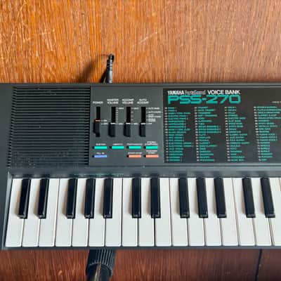 Yamaha Portasound PSS-270 Electronic Keyboard w/ power supply image 2