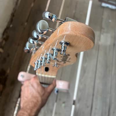 Squier Paranormal Offset Telecaster 2021 - Present - Shell Pink Jazzmaster jazz tele image 8