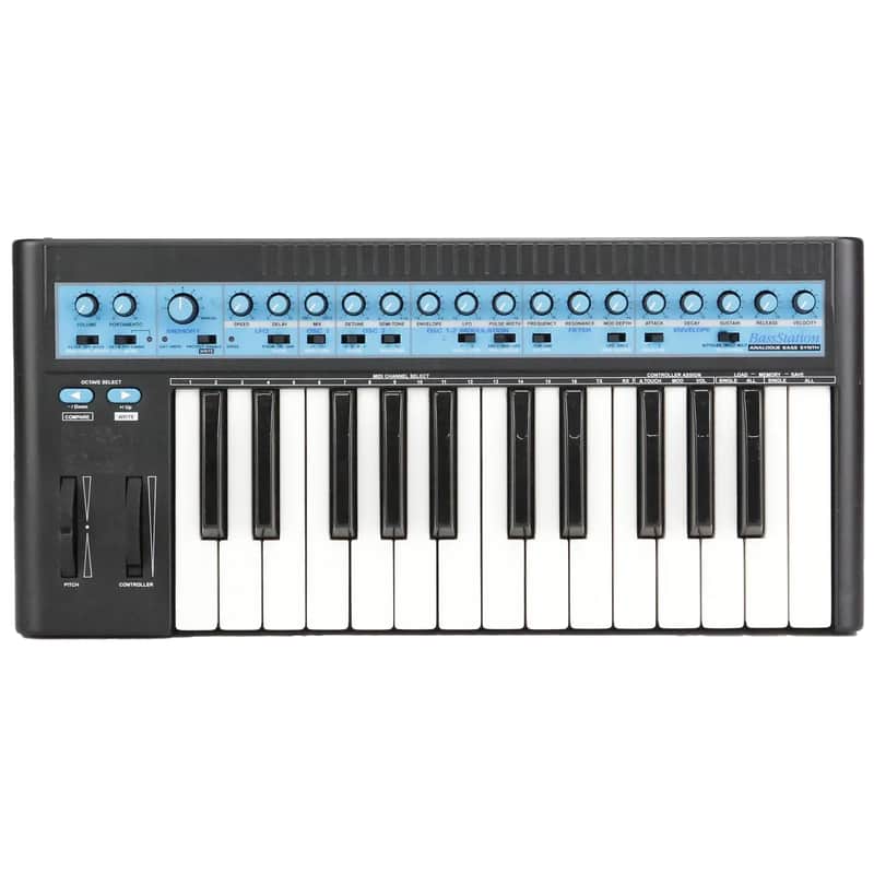 Novation Bass Station 25-Key Monophonic Synthesizer image 1