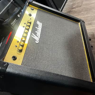 Marshall MG MG30FX 2-Channel 30-Watt 1x10" Solid State Guitar Combo 2009 - 2012 - Black image 5