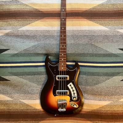 1965 Hagstrom II B Bass Guitar w/ Hardshell Case – Vintage Swedish Short Scale – Sunburst image 1
