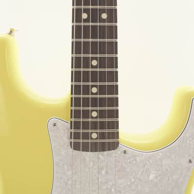 Fender Limited Edition Tom DeLonge Signature Stratocaster 2023 - Graffiti Yellow imagen 2