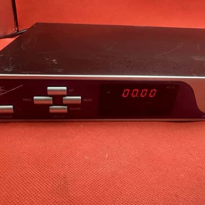 Apogee DA-16X 16-Channel 192kHz Reference D/A Converter 2000s - Silver image 3