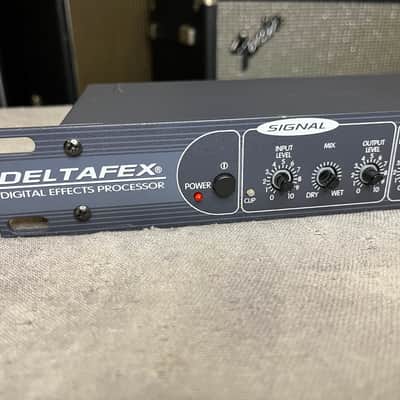 PEAVEY "DELTAFEX" EFFECTS PROCESSOR - USA image 2