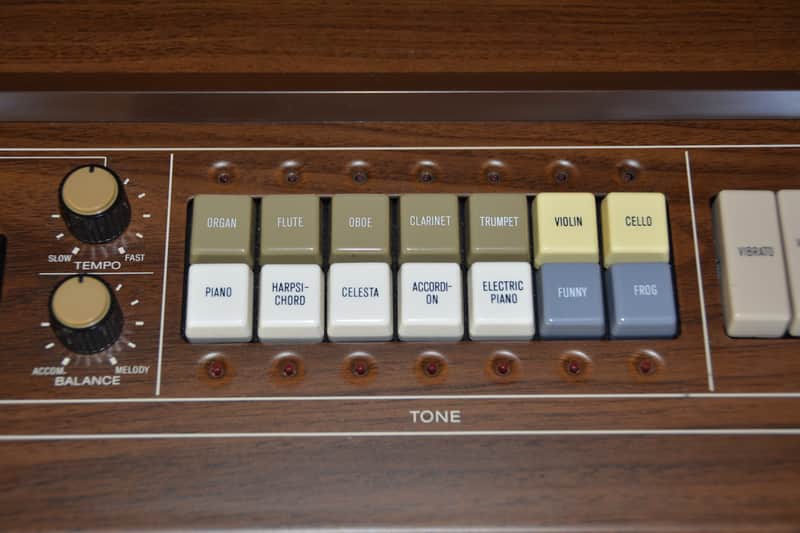Casio CT-401 Wood image 1