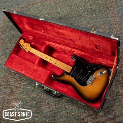 1991 Fender '57 American Vintage Reissue Stratocaster AVRI USA w/case image 23