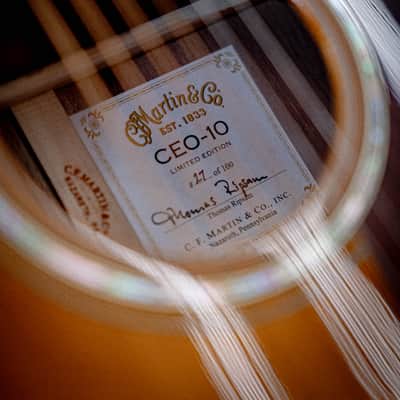 Martin CEO-10 Limited Edition 000-42 Guatemalan Rosewood and European Spruce Ambertone image 6