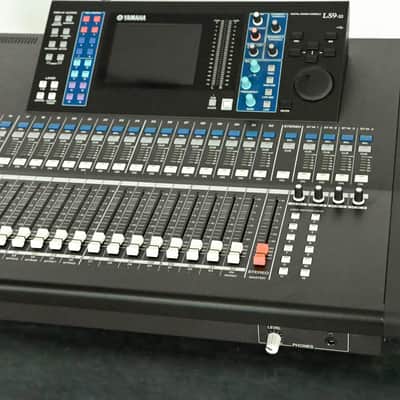 Yamaha LS9-32 32-Input Digital Mixing Console CG0140T image 3