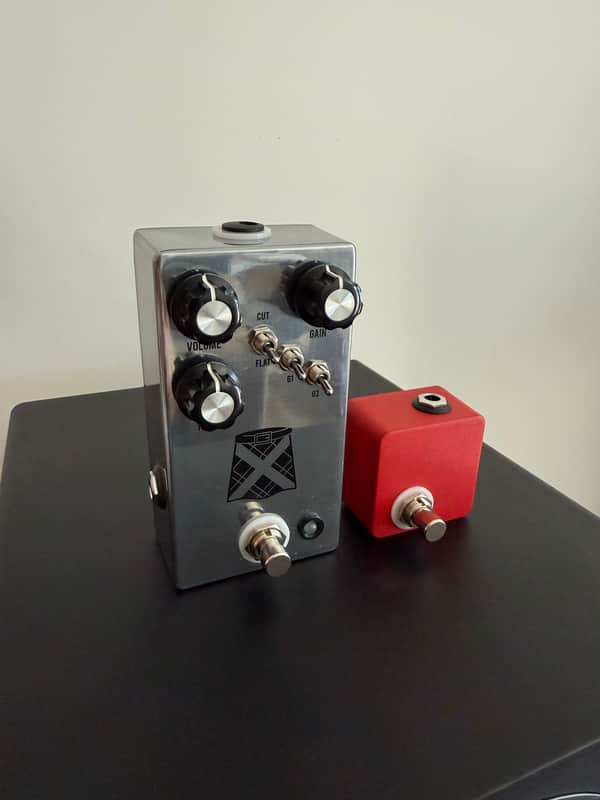 JHS Kilt 10 2025 - Present - Polished Aluminum with Red Remote image 1