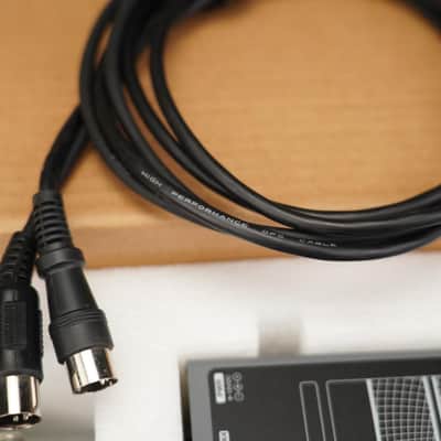 Innerclock Systems Multi-Split MIDI / DIN Splitter w/ Box & Mogami #58688 image 18