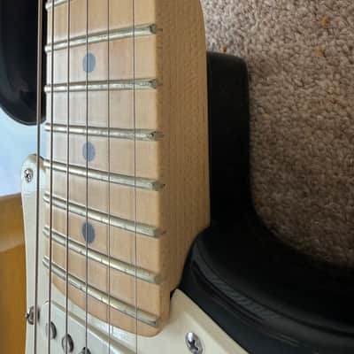 Fender 50th Anniversary American Deluxe Stratocaster 2004 - As new condition image 3