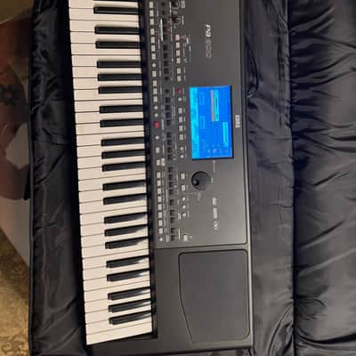 Korg PA 600 2014 - Black
