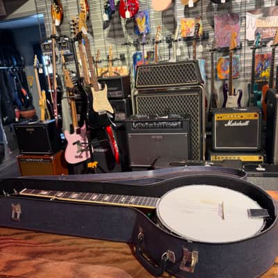 Hohner 5 string Banjo With Chipboard Case image 7