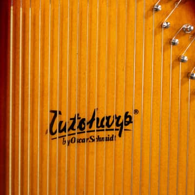 Oscar Schmidt Autoharp with Gig Bag - Used image 6