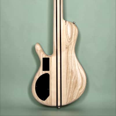 Cort A5BEYONDOPBN Artisan Series A5 Beyond 5 String Bass Guitar. Open Pore Bubinga Natural image 4