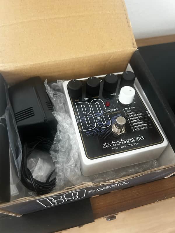 Electro-Harmonix B9 Organ Machine