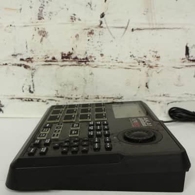 Akai Professional XR20 Beat Production Station image 4