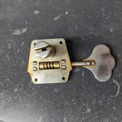 Fender Pre-CBS reverse bass tuners 60s (gold plated) complete w/ bushings and screws image 9