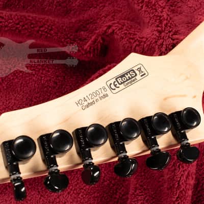 B.C. Rich Gunslinger Retro II with Floyd Rose - White image 10