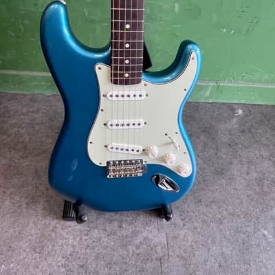 Fender VINT II 60S STRAT RW LPB 2023 image 3