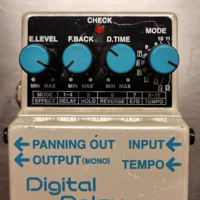 Boss DD-5 Digital Delay (Pink or Dark Gray Label) 1995 - 2003 - White image 2