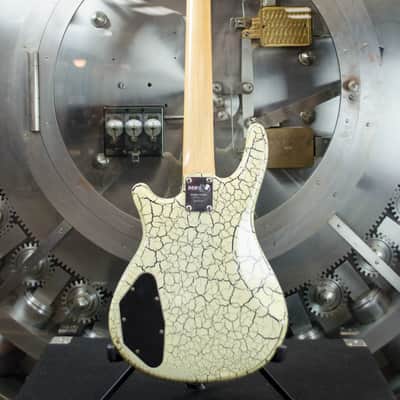 Series 10 Professional Bass Crackle Finish image 5