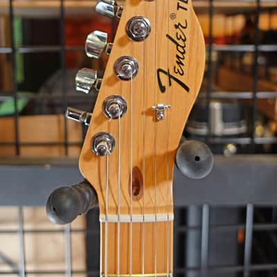 Fender American Special Telecaster with Maple Fretboard 2010 - 2018 - 3-Color Sunburst image 4
