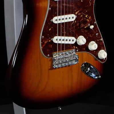2023 Fender Custom Shop Limited Edition Roasted Pine Stratocaster DLX Closet Classic - Chocolate 3-Color Sunburst image 5