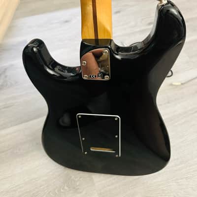 Fender Deluxe Stratocaster Electric Guitar image 6