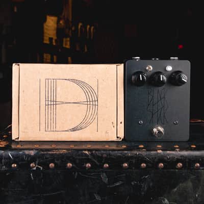 Hlud Sonic Manipulation Black Shuck Fuzz Effect Pedal w/Box - Used image 6