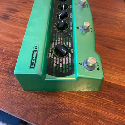 Line 6 DL4 MkII 2022 - Present - Green / Black image 2