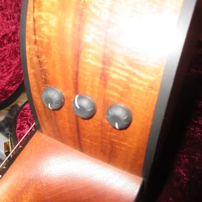 Taylor 224ce-K DLX Koa Grand Auditorium with ES2 Electronics, Cutaway 2017 - 2018 - Shaded Edgeburst image 7