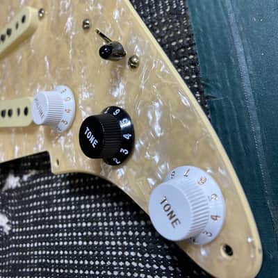 Warmoth Loaded Pickguard - Fender 016730 Pickups image 3