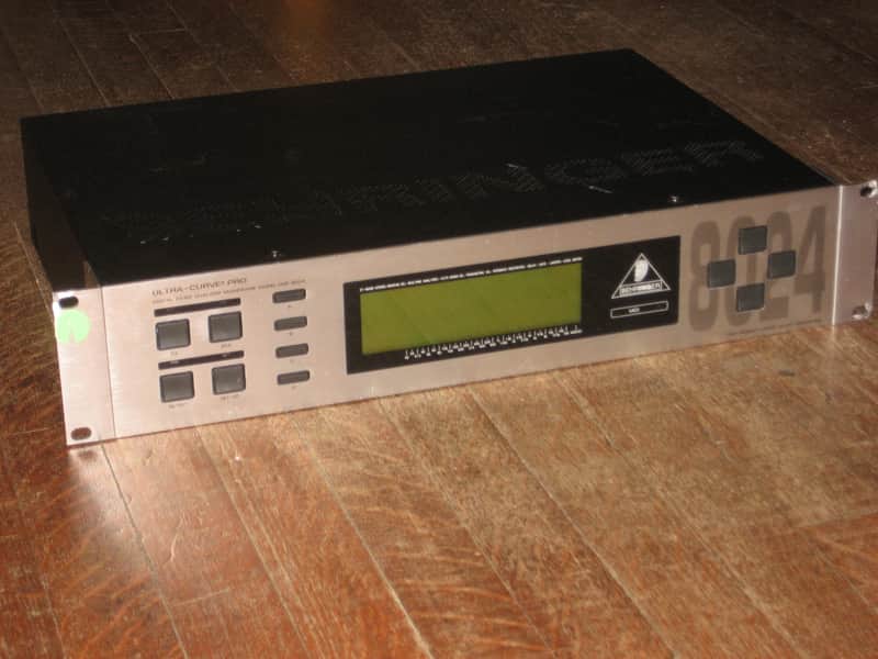 Behringer Ultra-Curve Pro DSP8024 Digital 24-Bit Dual DSP Mainframe Equalizer and Multi-Effect Bild 2