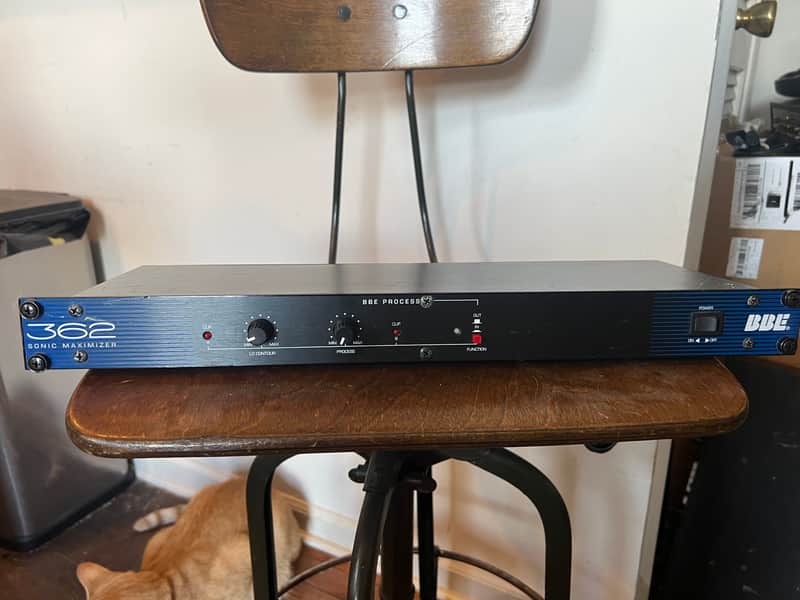 BBE 362 Dual channel Sonic Maximizer with rack mount bolts and washers. image 1