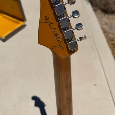 Fender Mike McCready Signature Stratocaster 2023 - Present - 3-Color Sunburst Relic image 7